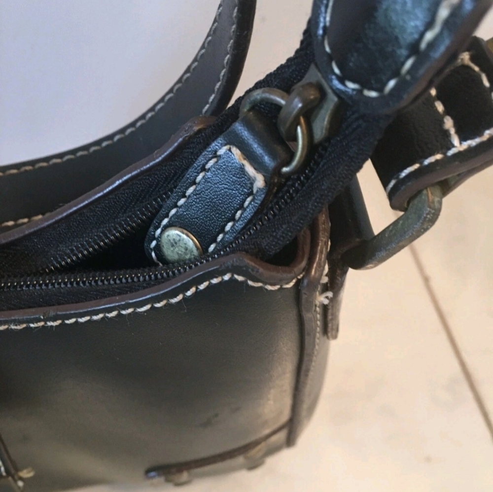 Black And Brass SMALL HANDBAG BY MINNICI - Picture 3 of 7